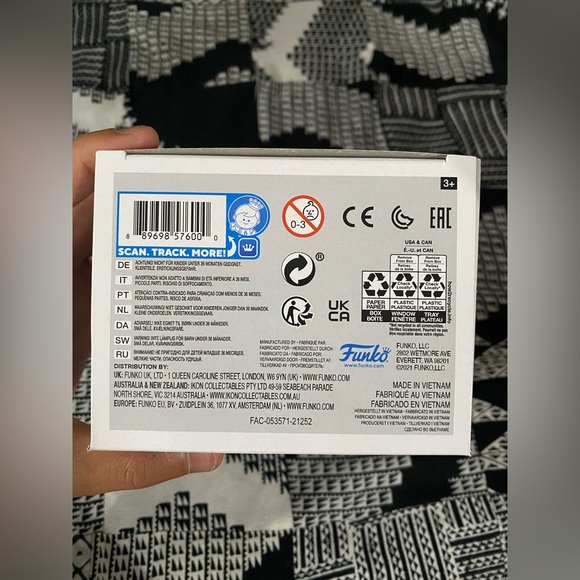 Funko Pop from Disney Encanto- Isabela Madrigal #1146 - Picture 5 of 6